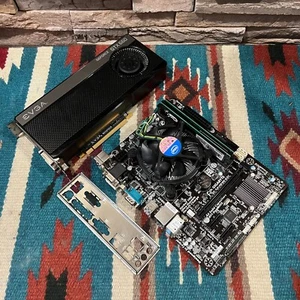 GIGABYTE H81M-D2V mATX Motherboard Combo •i5-4570 •16GB RAM •GeForce GTX660 - Picture 1 of 15