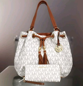 🌞MICHAEL KORS JET SET VANILLA LOGO MK SIGNATURE GATHERED TASSEL TOTE BAG🌺NWT! - Picture 1 of 13