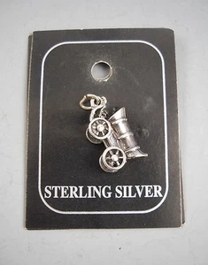 Western Design Charm Sterling Silver .925 Covered Wagon 3D NWT - Picture 1 of 4