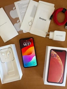 Apple iPhone XR 128 Go - Photo 1/5