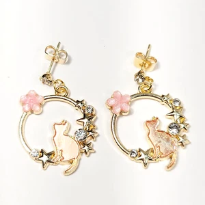 Kitty Cat Dangle Earrings. NWOT. Gold Tone. - Picture 1 of 4
