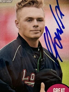 2017 Topps Heritage Minor League Edition - #104 Gavin Lux (RC) - Picture 1 of 3