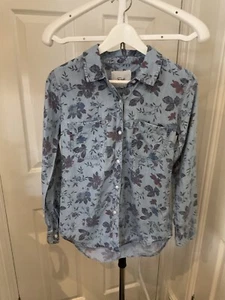 Rails Blouse Size X Small Denim Blue Floral Pattern Sleeves Blue Designer Brand - Picture 1 of 10