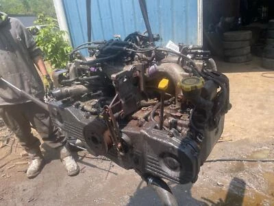 2.5L SOHC AUTO Engine Assembly/motor SUBARU LEGACY 00 01 02 03 2000 2001 2002 - Image 1 of 4