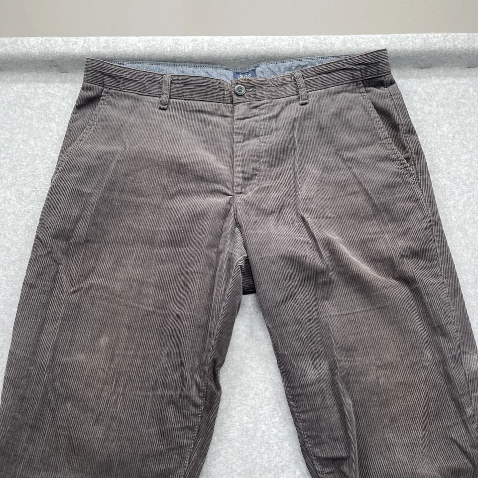 Pantalones de pana gris Izod para hombre talla 34 Foto 1 de 4