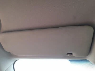 964013181R 4964964 Left Sun Visor for RENAULT FLUENCE (L3) 1.5 DCI 2010 - Image 1 of 4