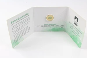 2014 Australia $2 Remembrance Day Coloured Coin On Card - Picture 1 of 4