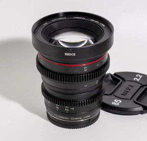 Meike 85mm T2.2 Cine Objektiv für Micro 4/3 (MFT) - Bild 1 von 2