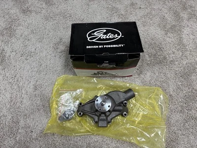 Bomba de agua Gates Chevy GMC B6000 Chevrolet C50 C60 C5000 C6000 B60 P60 - 43104 Foto 1 de 4