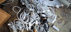 Job lot of 31 apple lightning 30 pin charging cables 12W plug A1401 - Picture 1 of 1