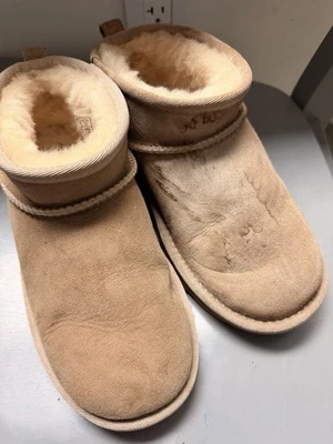 UGG Kids Kids' Classic Ultra Mini Mini Boots Sand Authentic US Size 3 RARE!! - Image 1 of 4