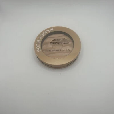 SONIA KASHUK CHIC LUMINOSIDAD CÁLIDO BRILLO POLVO SELLADO Foto 1 de 3