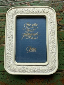 Fetco 3 1/2x5 Ivory Floral Vintage Picture Frame READ - Picture 1 of 4