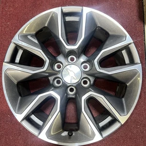 2019-2023 Chevrolet Silverado RST 20" Grey Machined Rims (5915) W/ Center Cap - Picture 1 of 11