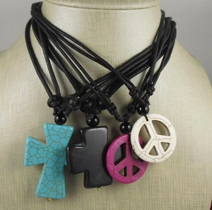 (W705) SALE/4 verschiedene Kreuz/Friedenszeichen Anhänger Halsketten//S/H(W2,5) - Bild 1 von 2