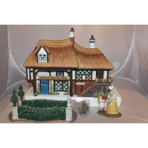 Dept 56 Dickens Village - Set regalo negozio music box Aldeburgh - Foto 1 di 10