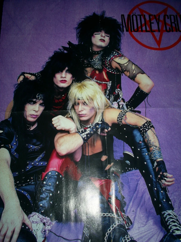 MÖTLEY CRÜE - POSTER - 45 cm x 58 cm HARD ROCK METAL TOP - Bild 1 von 1