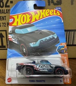 2025 HOT WHEELS MAINLINE CASE P TERRA TRACKTYL TRACK CHAMPS - Picture 1 of 3
