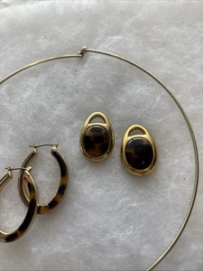 Estate Find Jewelry Set W/ Necklace, Ring Sz 10, Bracelet & 2 Pr Earrings. - Picture 1 of 11
