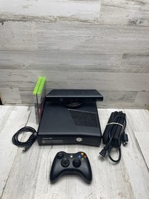 Xbox 360 S Slim 4GB 1439 Console - W/ Kinect Camera, Controller  & 2 Games