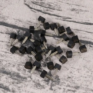  Kit de 30 puntas de repuesto de tacón alto protectores de clavos grifos para zapatos - Imagen 1 de 11