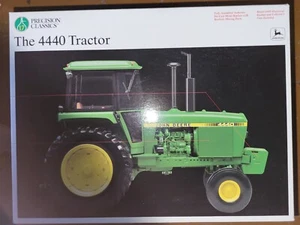 Precision John Deere 4440 Tractor - 1:16 scale - Picture 1 of 1