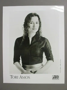 Tori Amos black & white 8 X 10 glossy promo photo ORIGINAL HOT ! - Picture 1 of 1