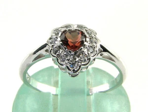DAINTY 9K 9CT WHITE GOLD GARNET DIAMOND ART DECO INS HEART RING FREE RESIZE - Picture 1 of 5