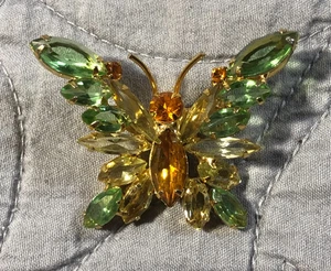 VINTAGE JULIANA ORANGE GREEN YELLOW RHINESTONE BUTTERFLY PIN BROOCH - Picture 1 of 3