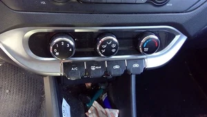 Temperature Control With AC Manual 3 Knob Fits 12-15 RIO - Picture 1 of 10