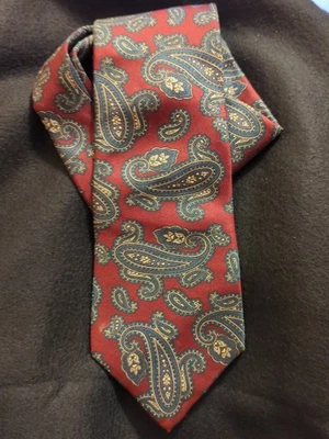 Gravata masculina Halston vintage paisley 100% seda italiana borgonha azul marinho 3,5" - Imagem 1 de 4