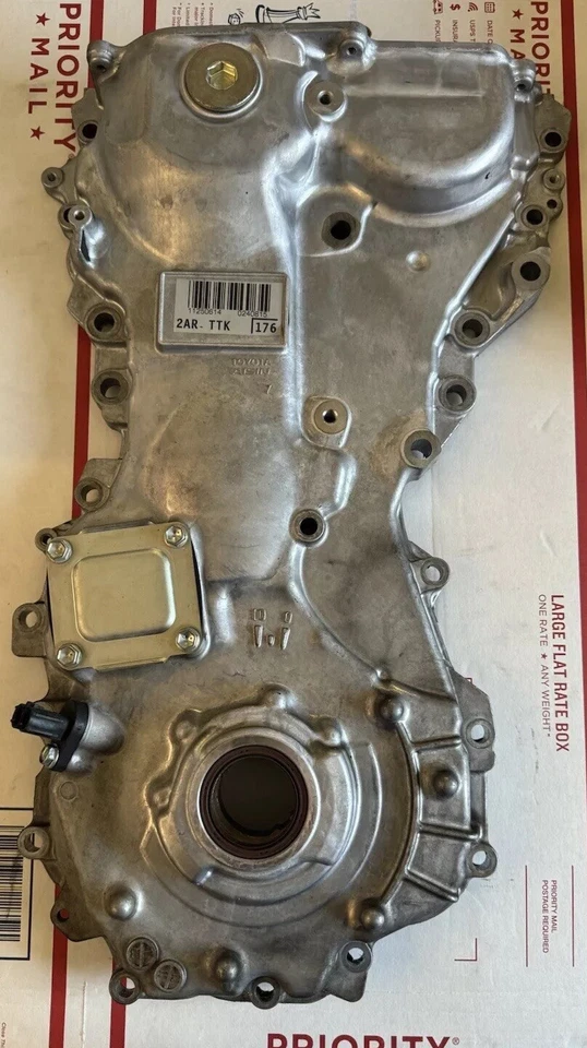 Cubierta de distribución Toyota Rav4 2009-2018 OEM Foto 1 de 2