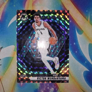 2024-25 Panini Mosaic Victor Wembanyama Mosaic Prizm #31 - Bild 1 von 2