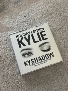 Kylie Cosmetics Holiday Edition 2016 Kyshadow Pressed Powder Palette - Picture 1 of 5