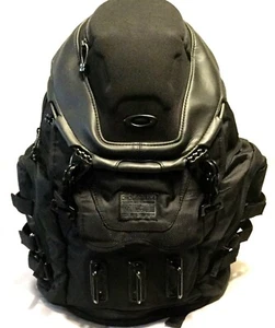 OAKLEY KITCHEN SINK BACKPACK 34L Stealth Black Tactical Field Gear Day Pack Bag - Picture 1 of 7