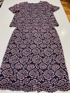 Ann Taylor (US Designer) 2 pce Suit navy & plum lace Skirt &Top lined Size 10/12 - Picture 1 of 10