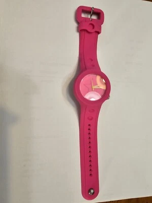 匡威 CONVERSE All Purpose 粉色橡胶表带 模拟夸脱 男女皆宜的 WP 手表 VR001 H11 — 第 1/4 张图片