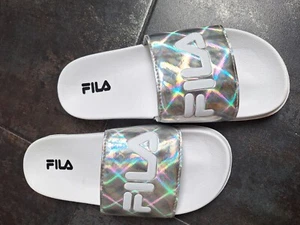 Badelatschen von Fila, silber Gr. 39 - Bild 1 von 3