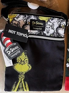 Bandolera Loungefly Dr. Seuss Cómo el Grinch Robó Bolso de Navidad Tema Candente Nuevo - Imagen 1 de 4