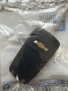 GM OEM Chevrolet Electrical Keyless Entry Transmitter (23335583) 10-2019  315mhz - Picture 1 of 3