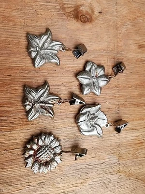 5 Vintage Metal Ornaments Sunflower Tulip Butterfly Flower For Crafting - Image 1 of 4
