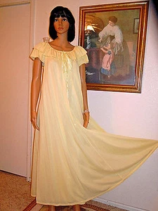 Ropa de dormir vintage CLAIRE SANDRA de LUCIE ANN BEVERLY HILLS AMARILLO LIMÓN S pequeña - Imagen 1 de 7