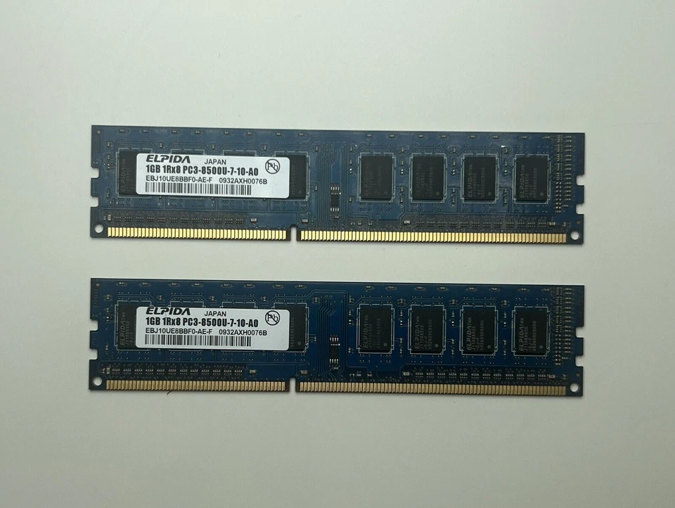 Set of 2 - Elpida EBJ10UE8BBF0-AE-F Blue PC3-8500 (DDR3-1066) 1Rx8 1GB DDR3 RAM - Image 1 of 2