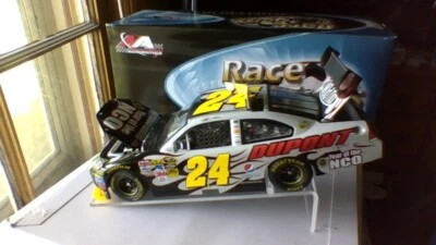 Jeff Gordon autografiado escala 1:24 diecast Guardia Nacional Año del Suboficial 1/300 Foto 1 de 4