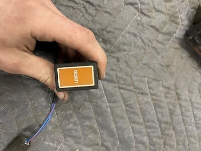 Mazda FC RX-7 1986-1992 - Luz de seguridad interior OEM  Foto 1 de 4