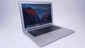 Apple MacBook Air 13.3" (256GB SSD Intel Core i7 2nd Gen, 1.80 GHz, 4GB) Laptop - Picture 1 of 2