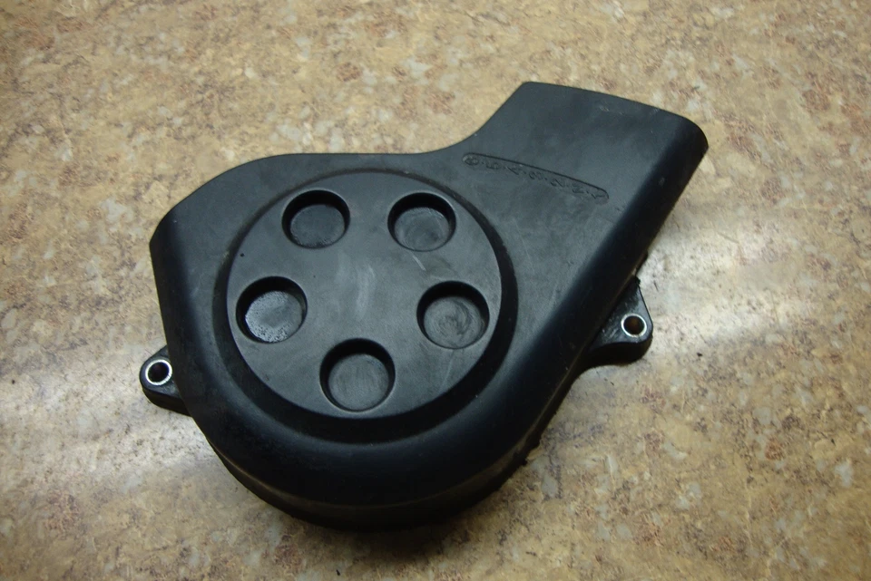 Honda CBR600F4 CBR 600 F4 CBR600 2002 piñón delantero cubierta panel protector cadena 01 Foto 1 de 1