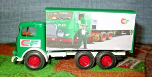 CF Consolidated Freight Custom Diecast Truck Maßstab 1:64 Mack Straight Truck - Bild 1 von 7
