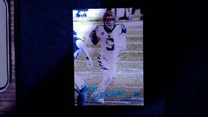 2020 Panini Chronicles #201 Joe Burrow Luminance Update Rookies Teal - Picture 1 of 2