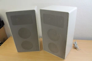BRAUN L710 Lautsprecher Paar Boxen Rams Stereo Vintage Speaker 4 Ohm Weiß - Picture 1 of 13